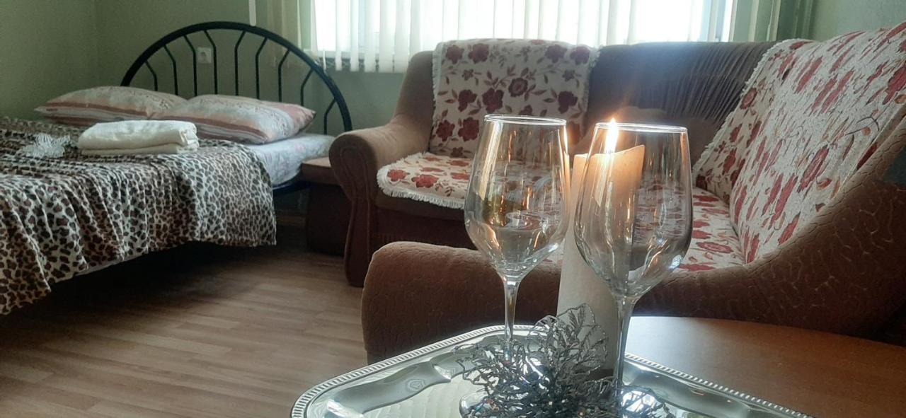 Vienibas 38A Apartment Daugavpils Luaran gambar